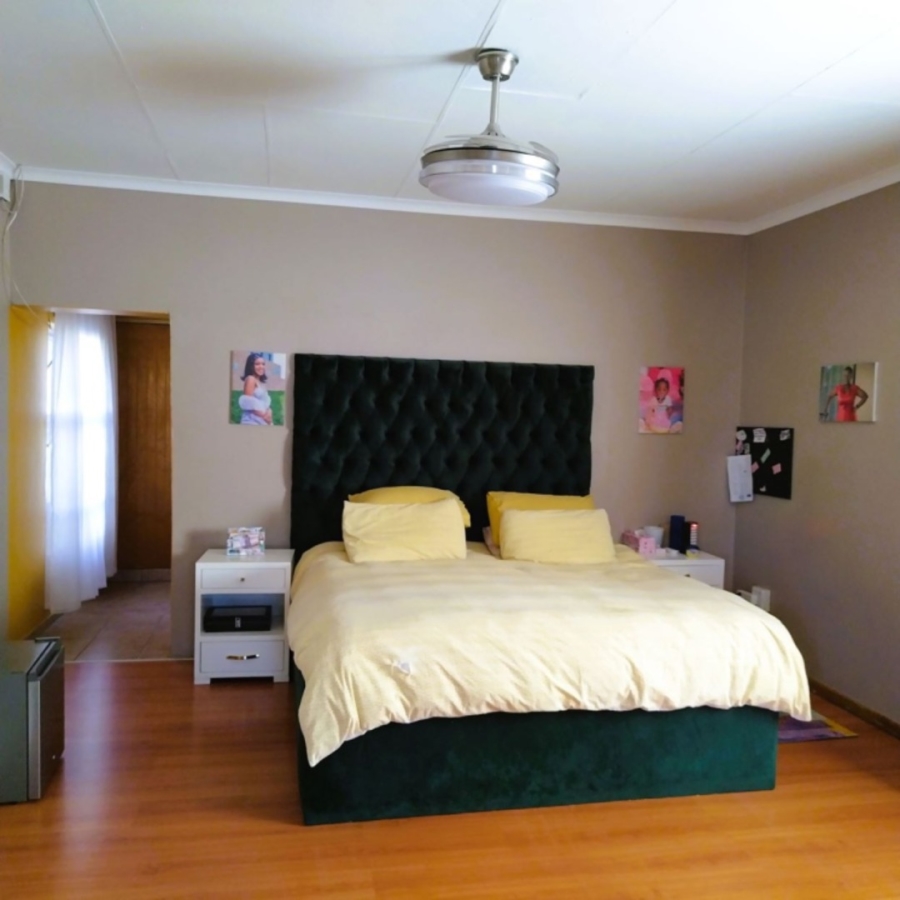 9 Bedroom Property for Sale in Fauna Park Free State